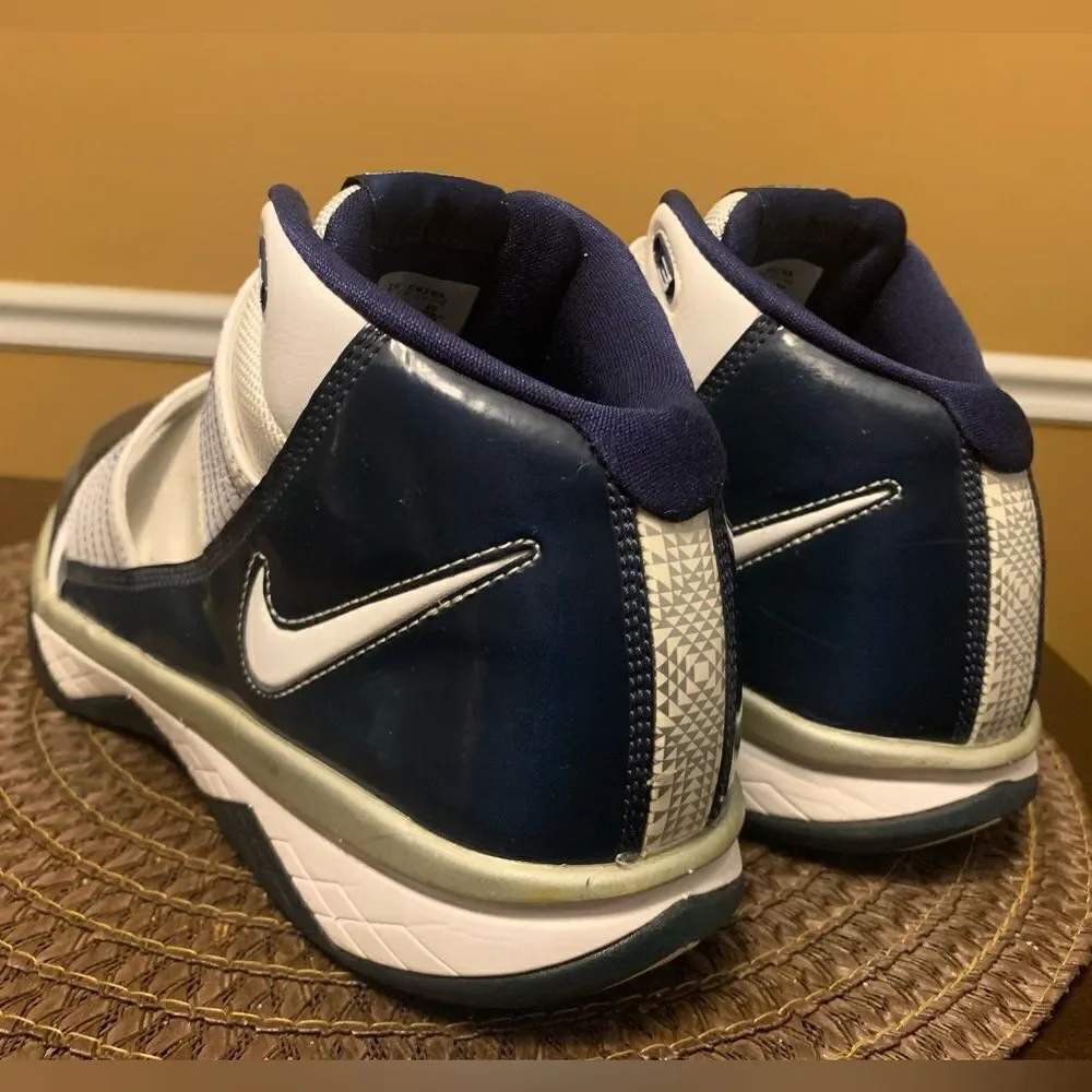 Nike LeBron Zoom Soldier III Team Bank Blue 2009 - 367183-115 Men’s Size 10.5